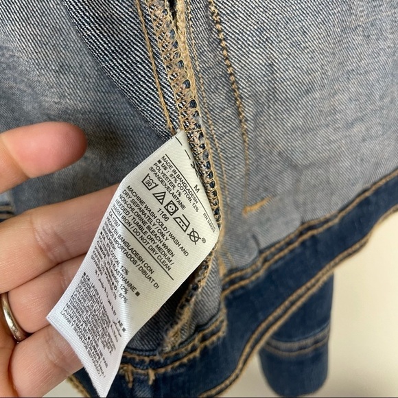 Medium Denim Jean Jacket Old Navy - Picture 3 of 6